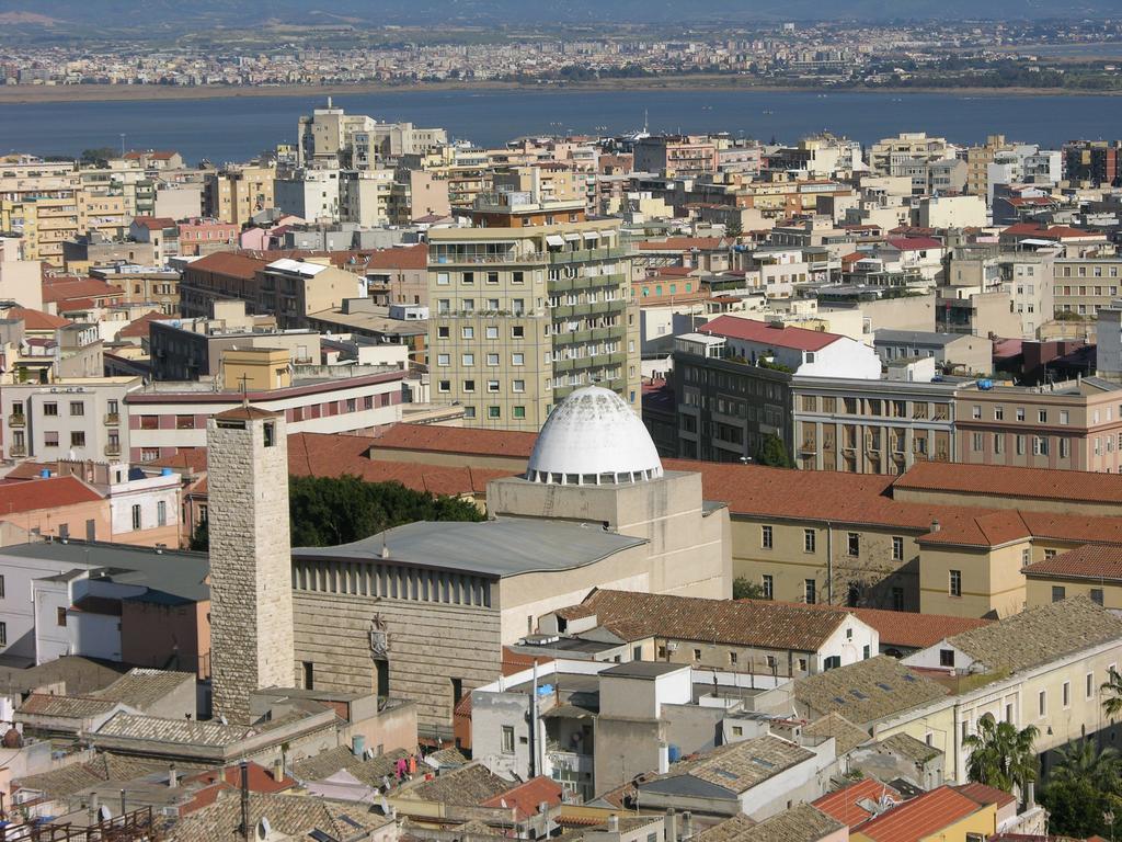 Al Sale Bed & Breakfast Cagliari Luaran gambar